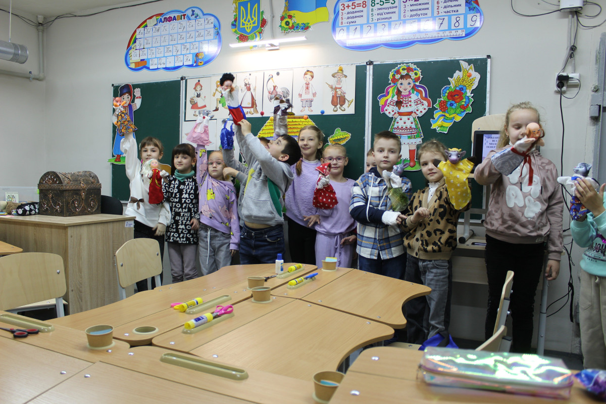 Learning in a shelter: Ukrainian schools adapting to war