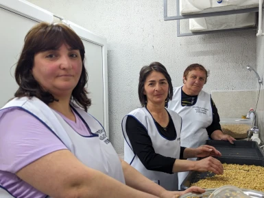 EU Ambassador and representatives of diplomatic missions visiting Hydroponic