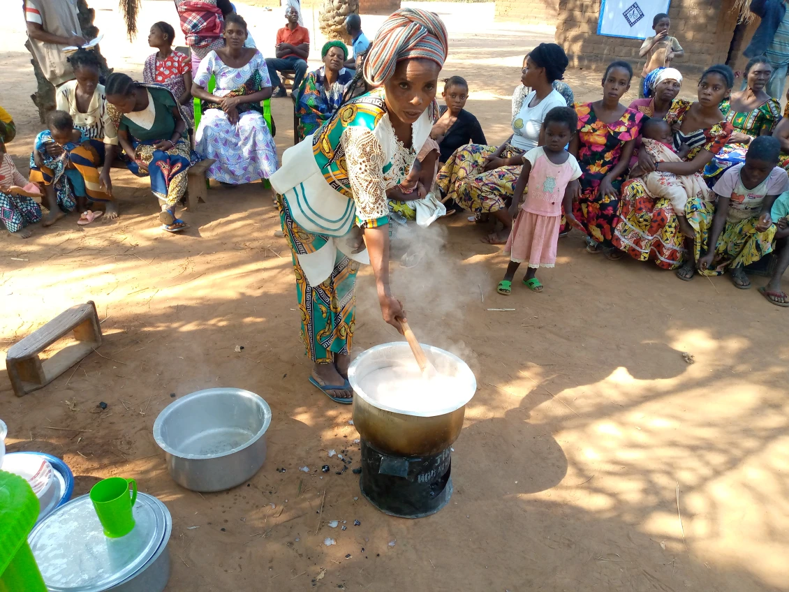 The cooking demonstrations help mothers to prepare nutritious porridge for their children.