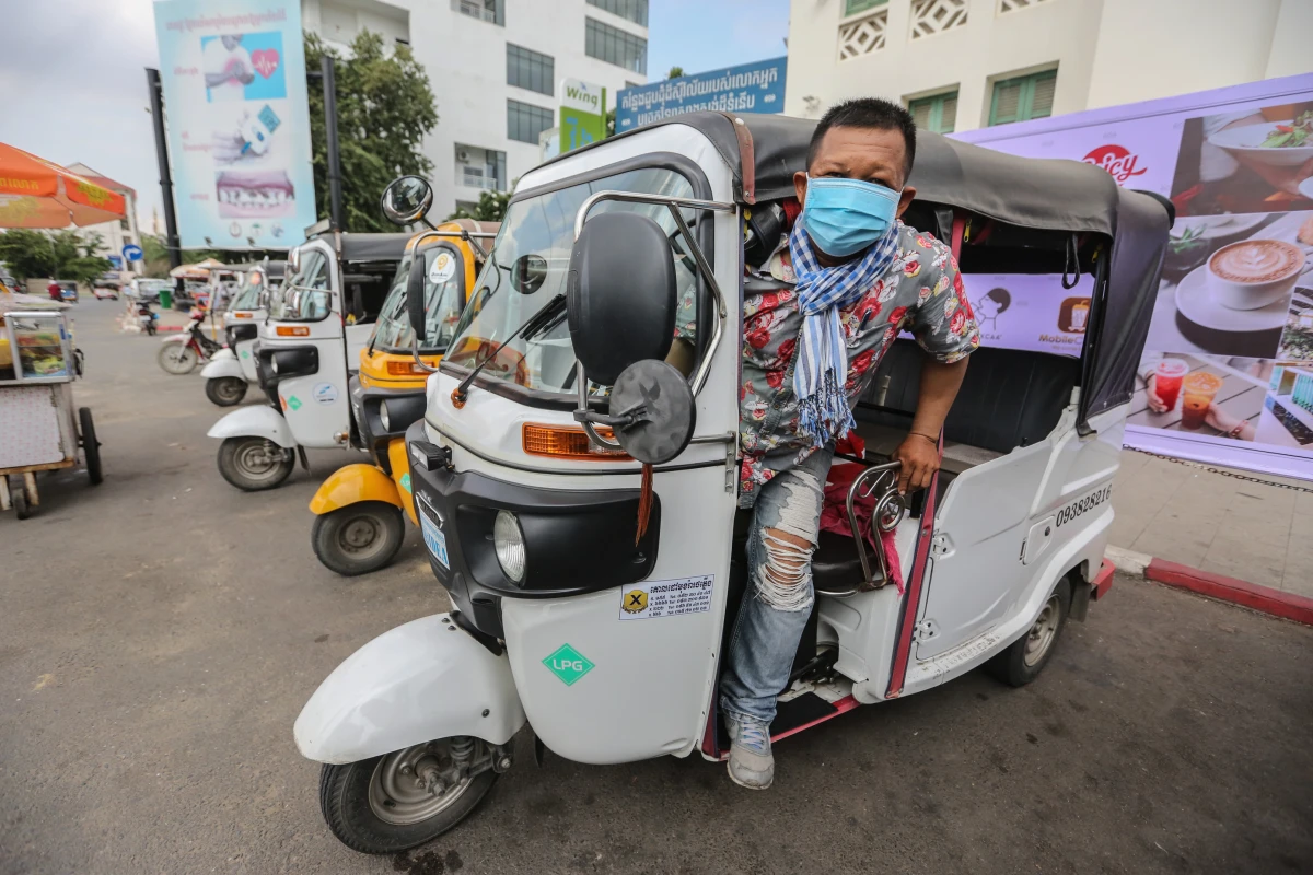 Phnom Penh city slowly adapting to the “new normal” with economic and social activities. | Author: PIN Cambodia