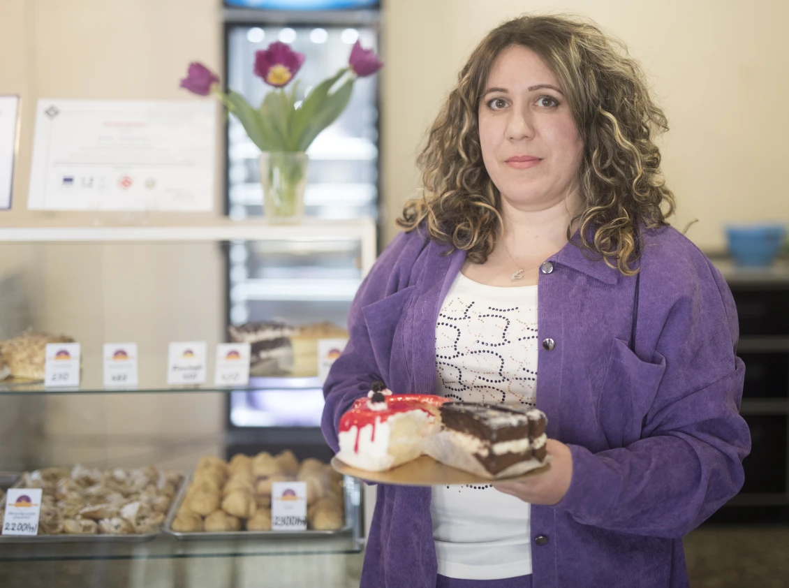 Anahit Mamikonyan at her new pastry-making job. 