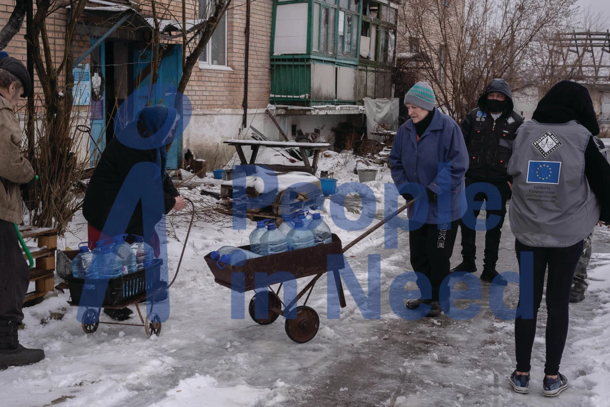Providing access to drinking water in eastern Ukraine