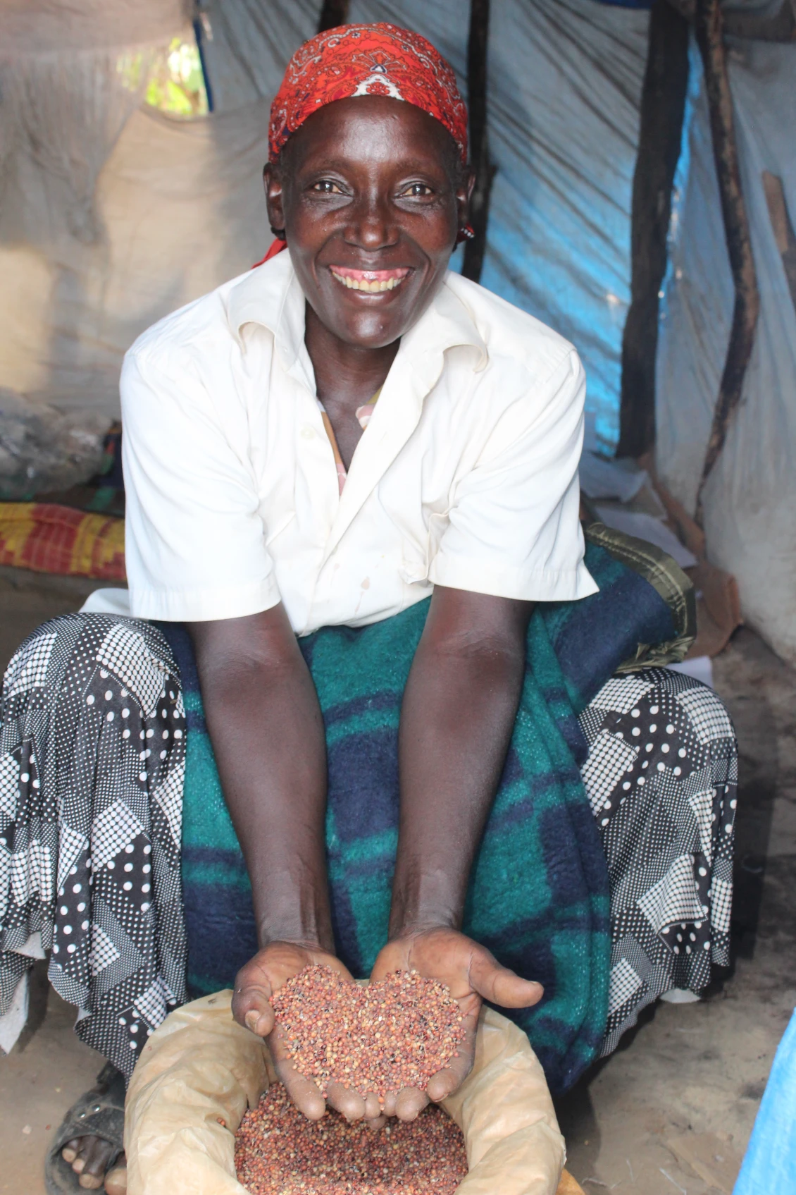 Kuteena Kutayew is one of PIN’s beneficiaries. She is 30 years old and lives with her husband and five children in a small village in South of Ethiopia.