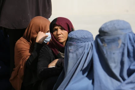 IN PICTURES from Afghanistan: “The elders didn’t eat so that the small ones could have enough food.”