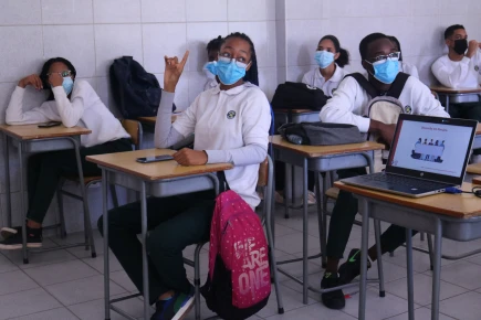 One World in Schools Programme Debuts in Angola 📽️