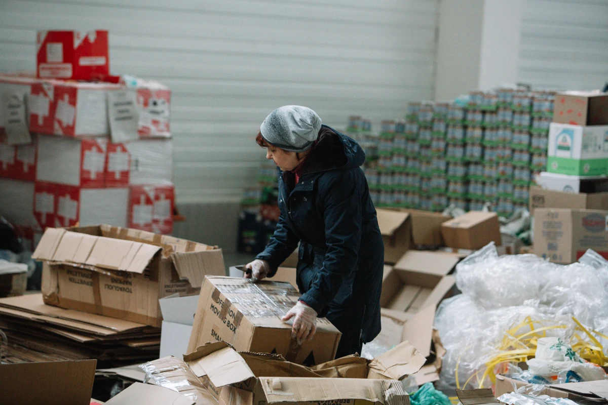 People in Need Cash assistance is helping thousands of displaced people in eastern Ukraine