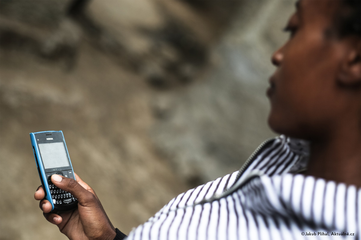 Sending life-saving messages to mothers and caregivers