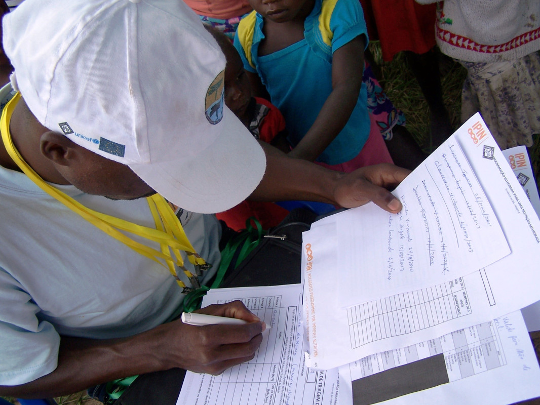 Emergency response in refugee settlements