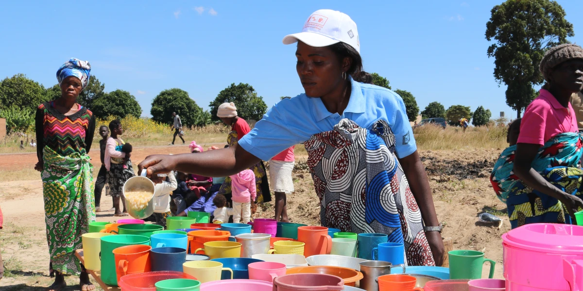 Inspirational Adélia: The Story of A Humanitarian Determined to Make a Difference