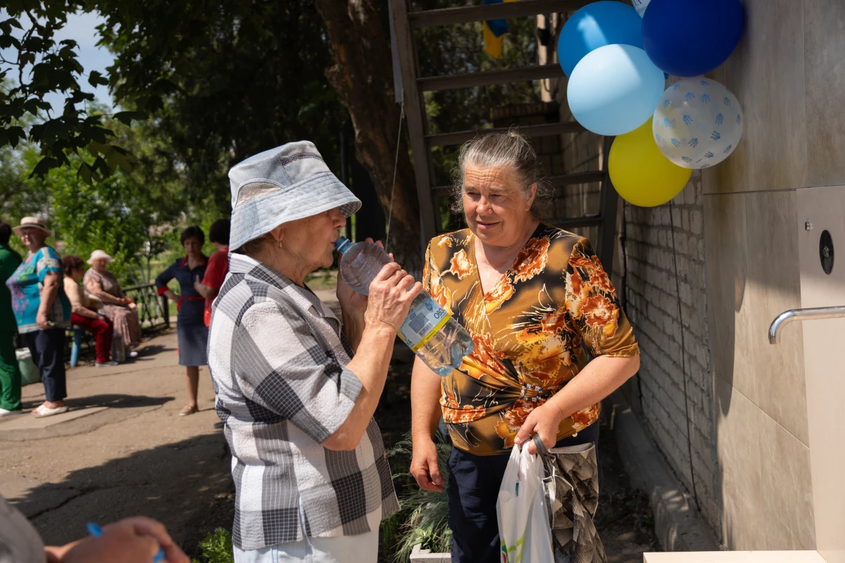 Providing Ukrainian communities with drinking water
