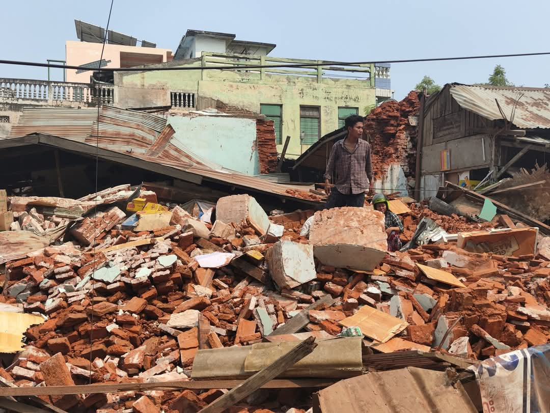 A massive earthquake hit Myanmar and Thailand. We are releasing CZK 2.5 million in aid so far