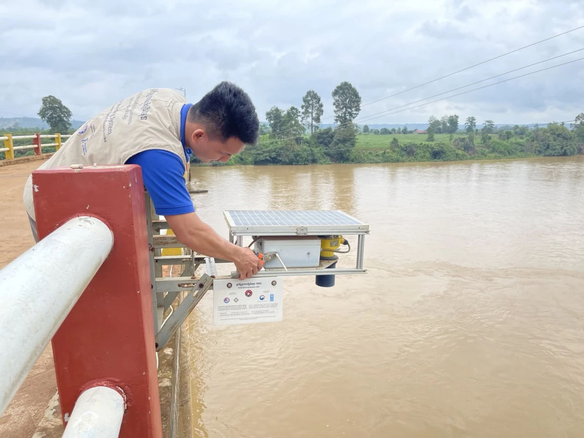 From fear to fortitude: EWS 1294 empowers at-risk communities in Battambang