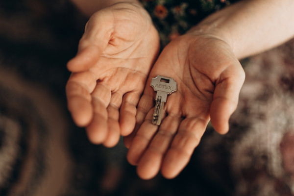 Witnesses of great loss and hope