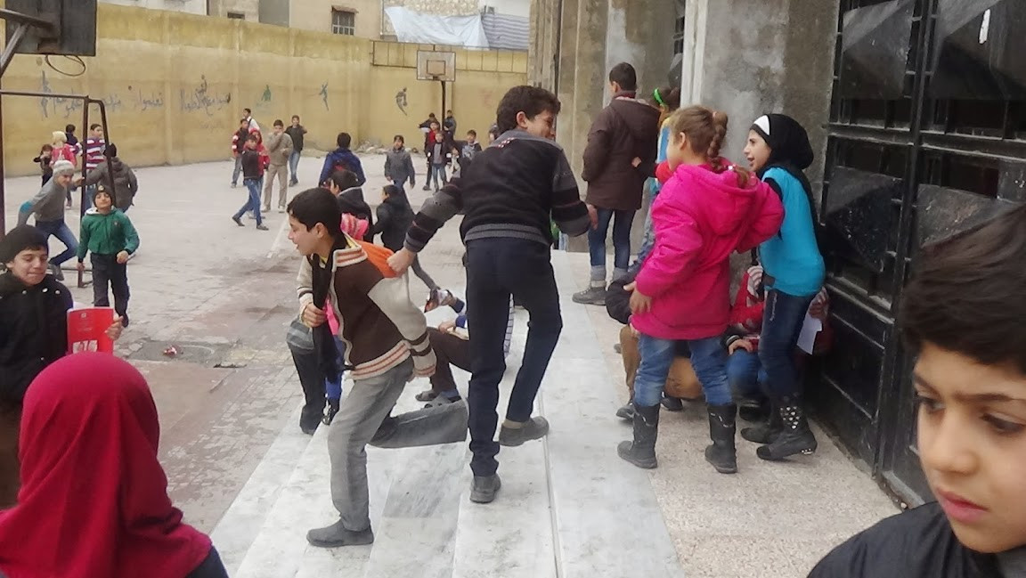 School in Aleppo supported by People in Need hit by shelling – we call for immediate ceasefire of the attacks against civilians