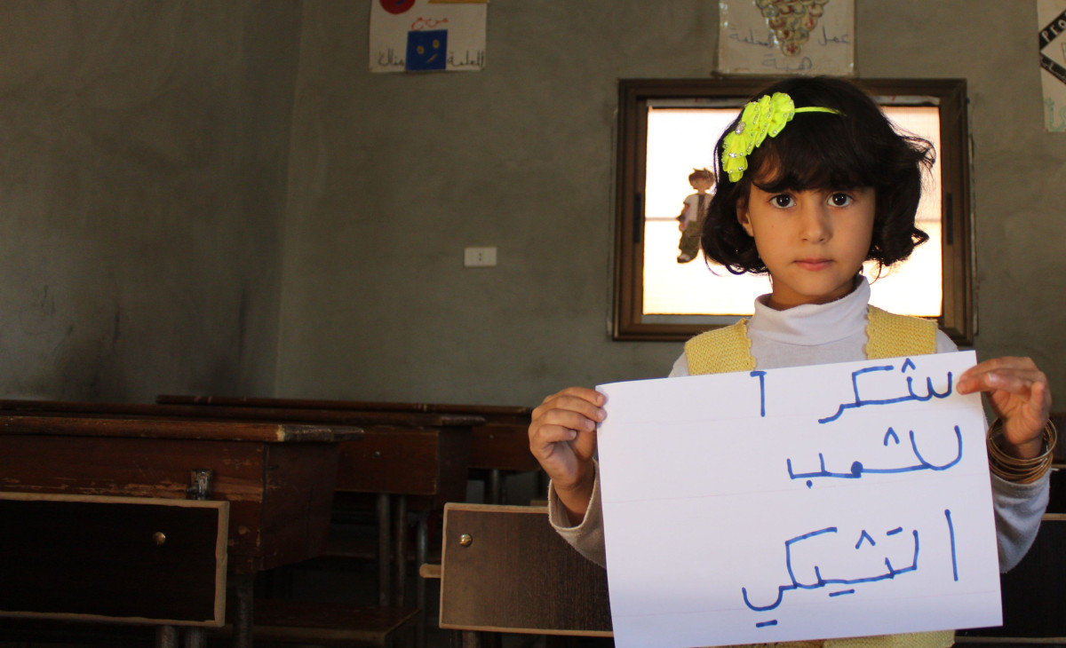 “Czechs, thank you!” People from all over the world express thanks on Czech billboards. Campaign goes viral.