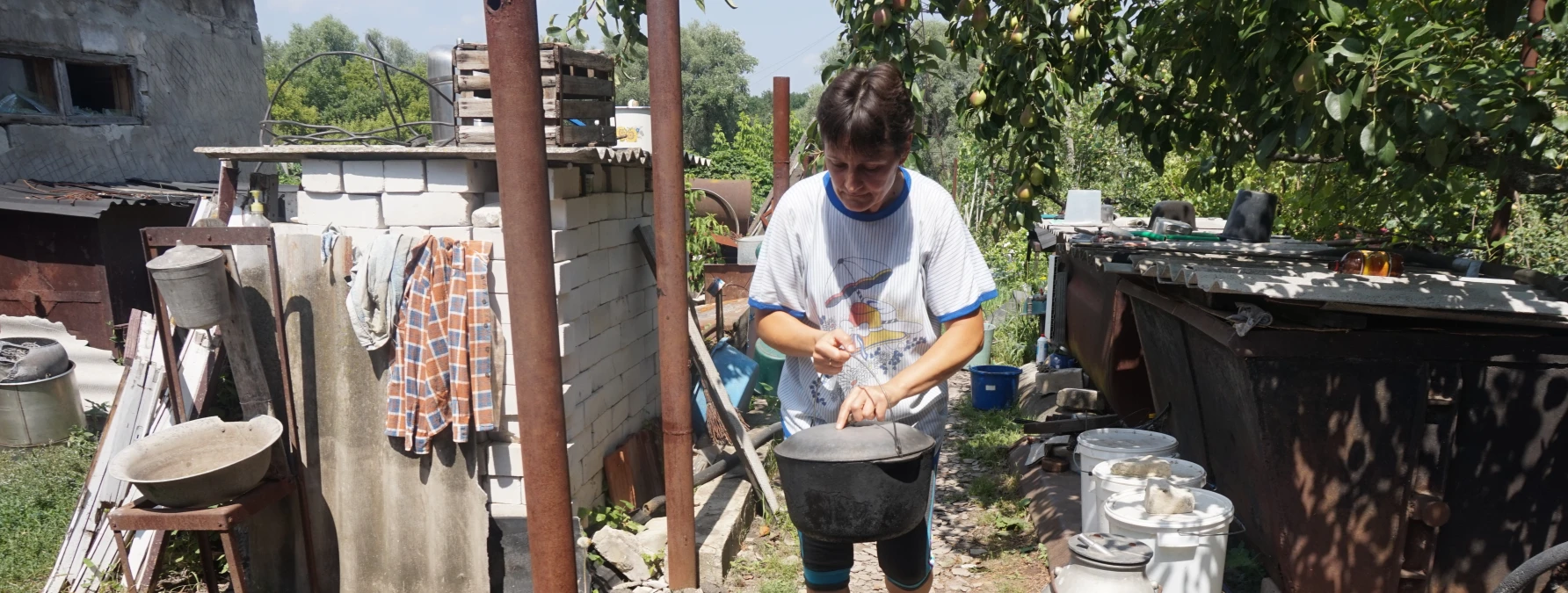 Living in locations on the Line of Contact puts people’s lives at risk due to ongoing fights and shelling