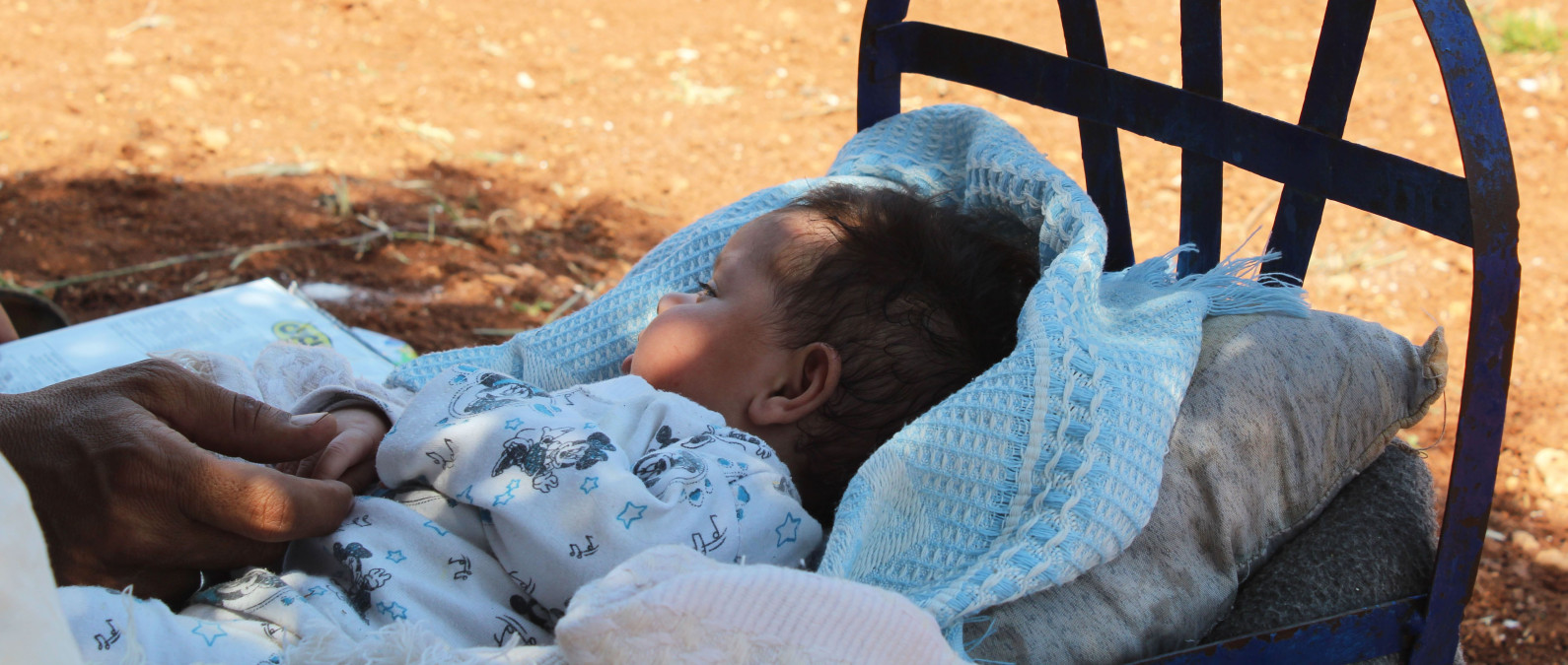 Schools and hospitals bombed in Syria; over one hundred and fifty thousand flee in a week