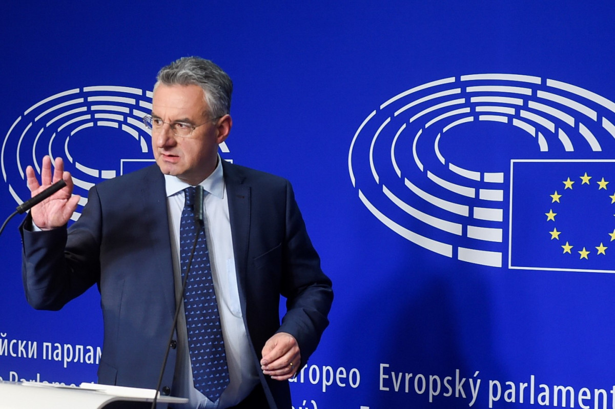 An open letter to Mr. Zahradil and Mr. Bourgeois