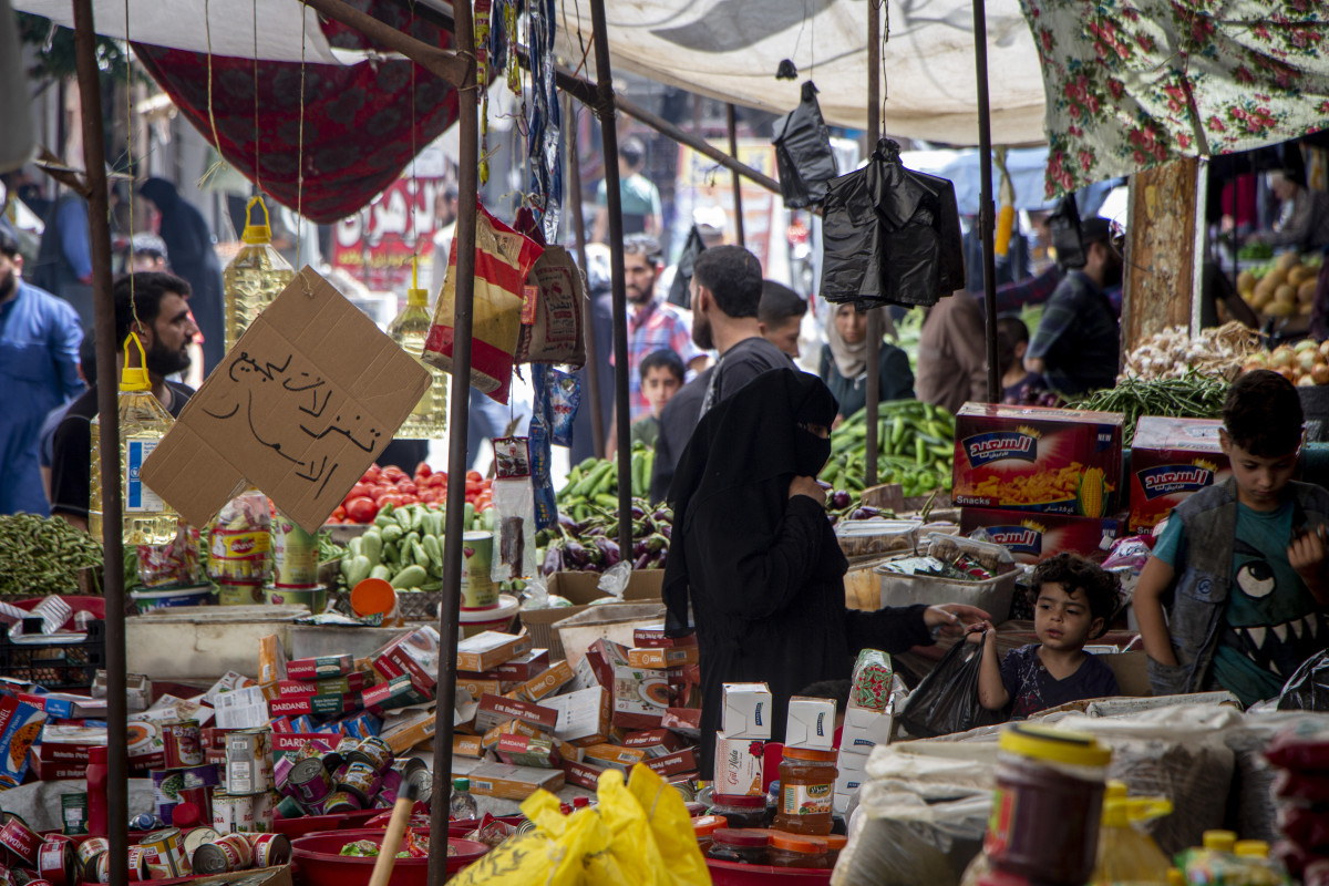 A crisis in a crisis: Syrians battle hunger alongside war