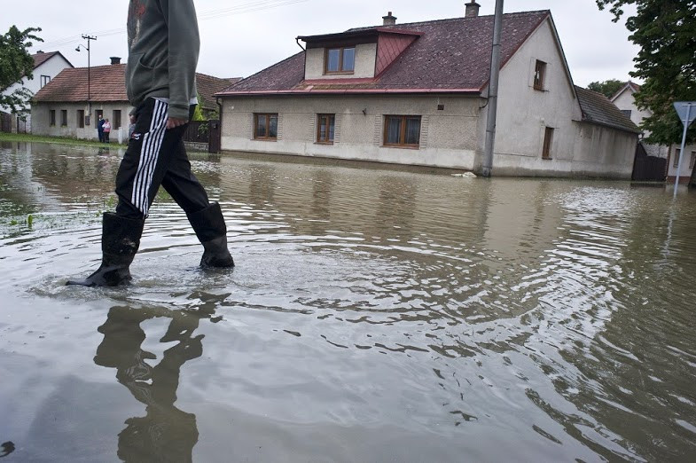 PIN’s Flood Committee Allocated First Grants to the Flooded; Material Assistance worth 1.3m CZK Sent to Municipalities