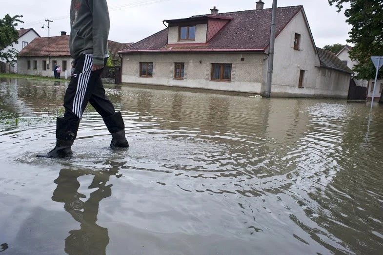 PIN’s Flood Committee Allocated First Grants to the Flooded; Material Assistance worth 1.3m CZK Sent to Municipalities 