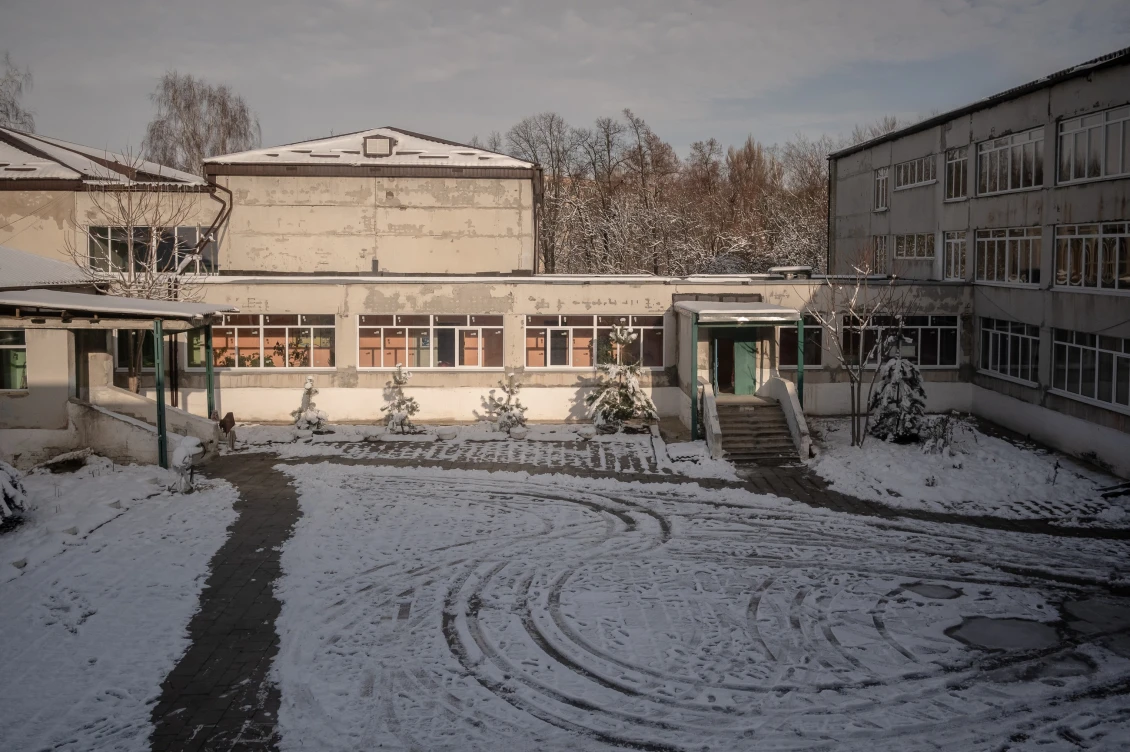 Lozova school No. 3 in the Kharkiv Oblast suffered a rocket attack. The explosion, which occurred a kilometer away and destroyed the cultural center, damaged the windows of the school.