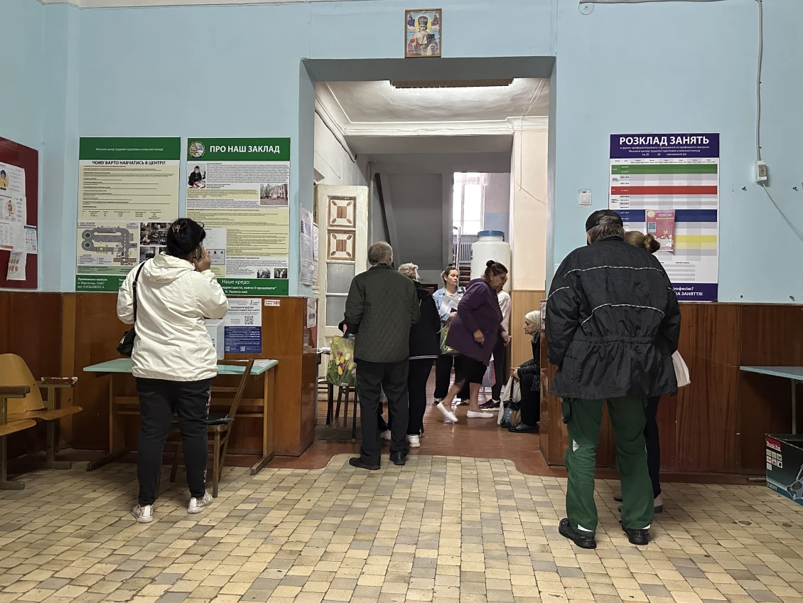 Registration takes place according to a set schedule