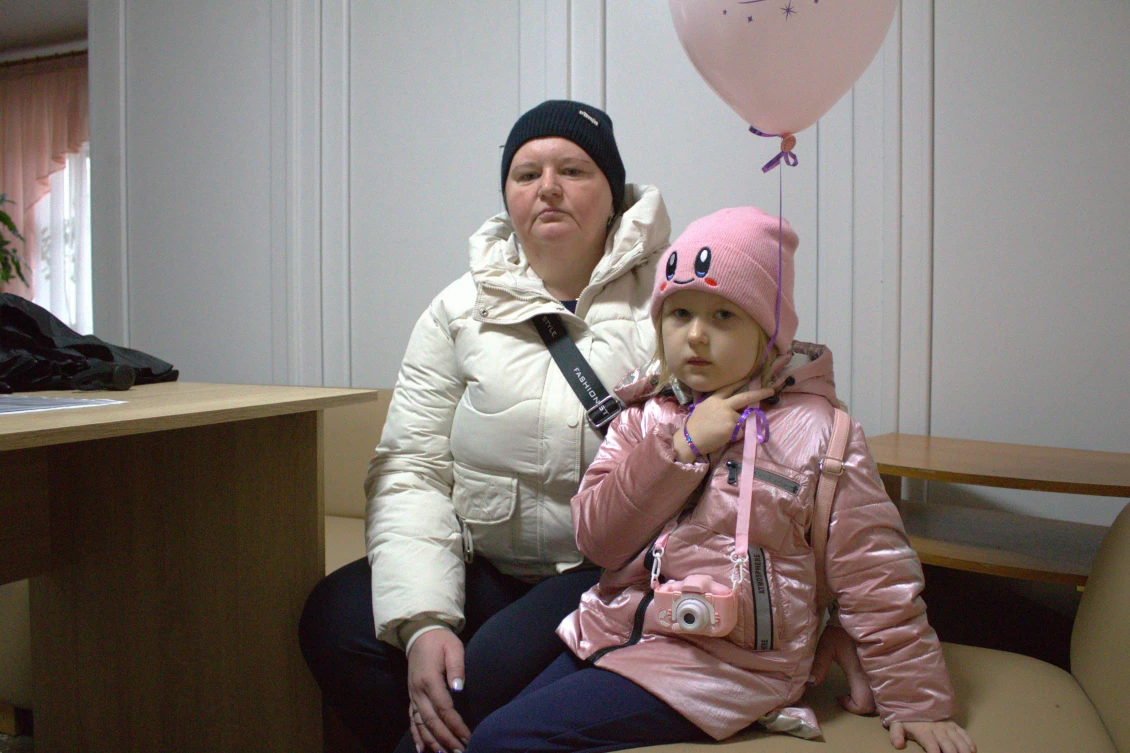 Yana with her daughter Ilona 