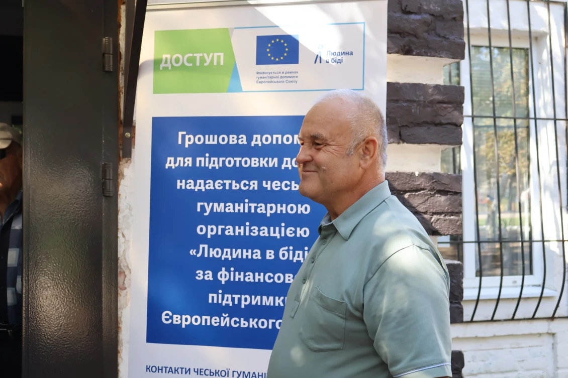 Vitalii registers to receive assistance from People in Need